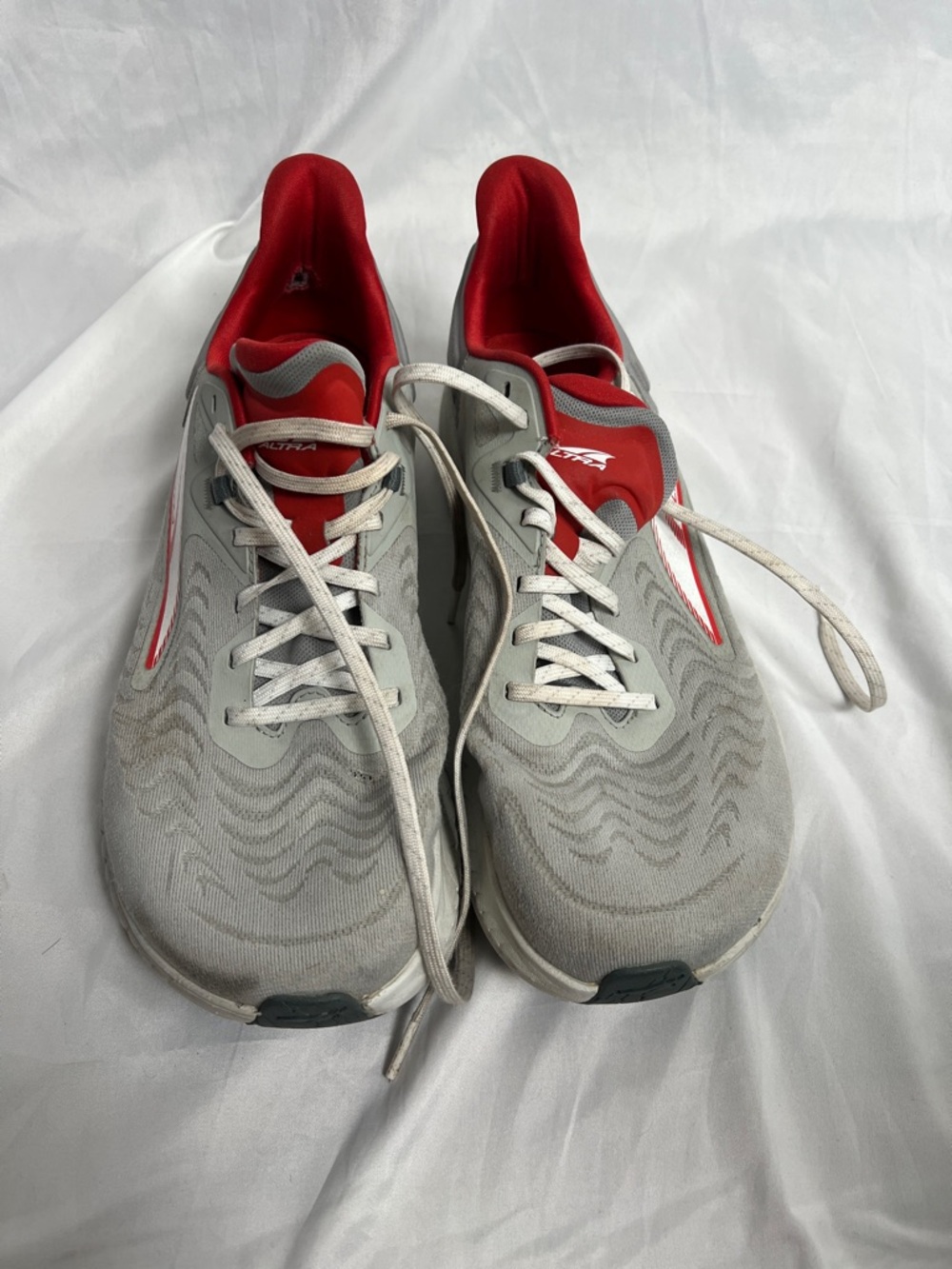 Altra Men's Gray and Red Road Running Shoes